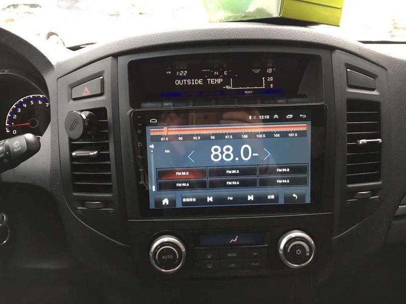 Штатная магнитола андроид Mitsubishi Pajero 2006-18, штатное головное устройство митсубиси, автомагнитола 2DIN 2/32, навигатор, магнитола андроид  СMT-557 фото